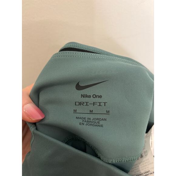 Nike One High-Waisted 8" Biker Shorts Womens Medium Bicoastal Green FZ6758-361 - Picture 4 of 6